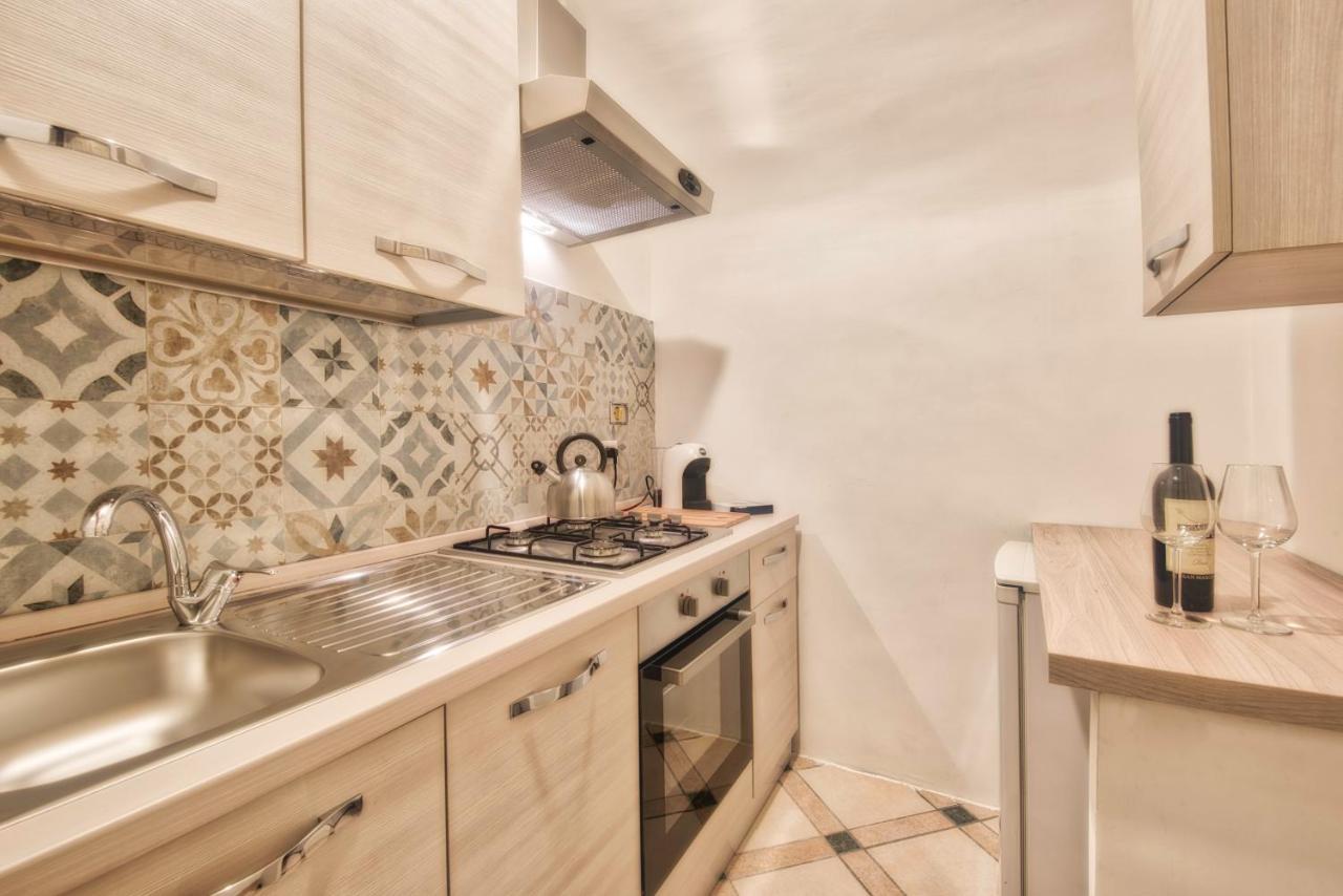 רומא Cozy Navona Apartment מראה חיצוני תמונה